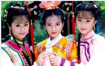 还珠格格第一部赵薇扎紫薇(还珠格格原定的主演)