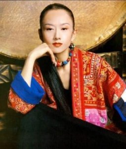 杨丽萍魅力依旧,演绎舞者人生不老传奇