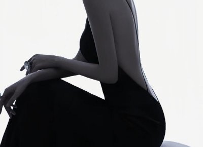 喇叭裤配什么鞋子(推荐多种搭配腿型和鞋子的方法)