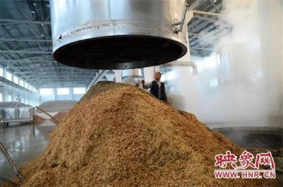 鸡公山粮液42度五星(鸡公山五星粮液42度多少钱)