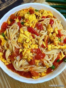 面条的8种家常做法,超简单,学会自己在家做、再不用清水煮面