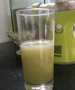 自制苹果汁怎么榨好喝,奇异果汁怎么榨?需要加什么一起榨才比较好喝?